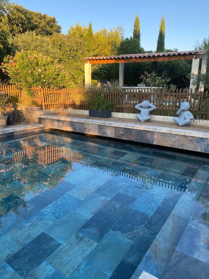 Hestia Bed & Breakfast Robion en Luberon Bagian luar foto