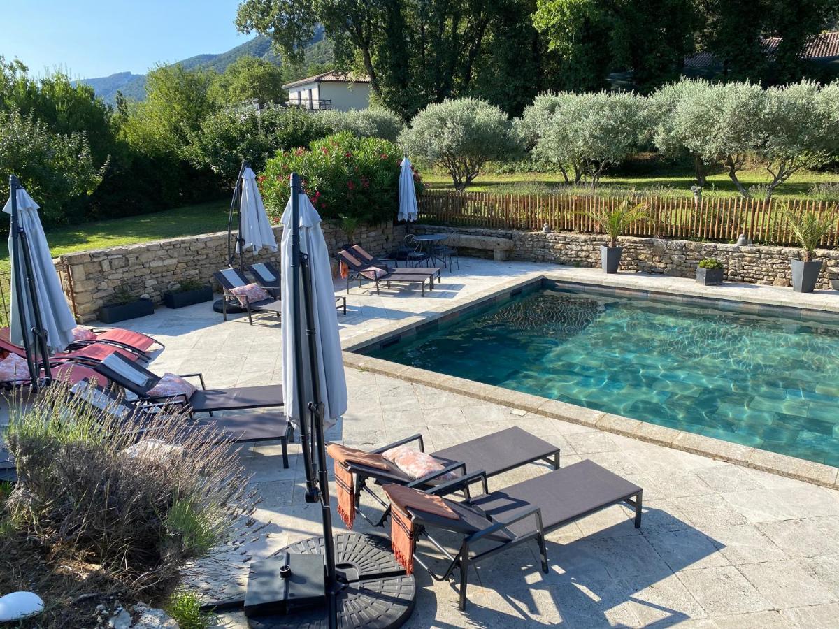 Hestia Bed & Breakfast Robion en Luberon Bagian luar foto