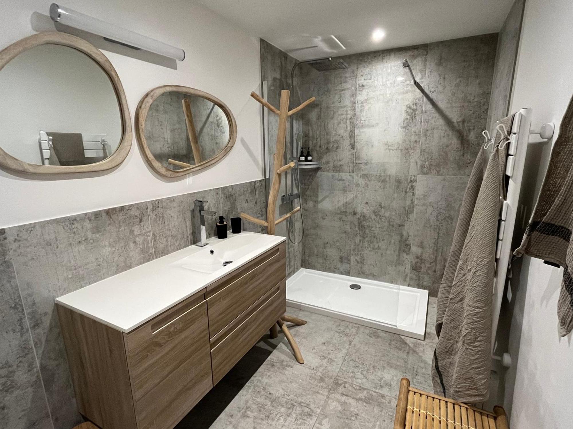 Hestia Bed & Breakfast Robion en Luberon Bagian luar foto