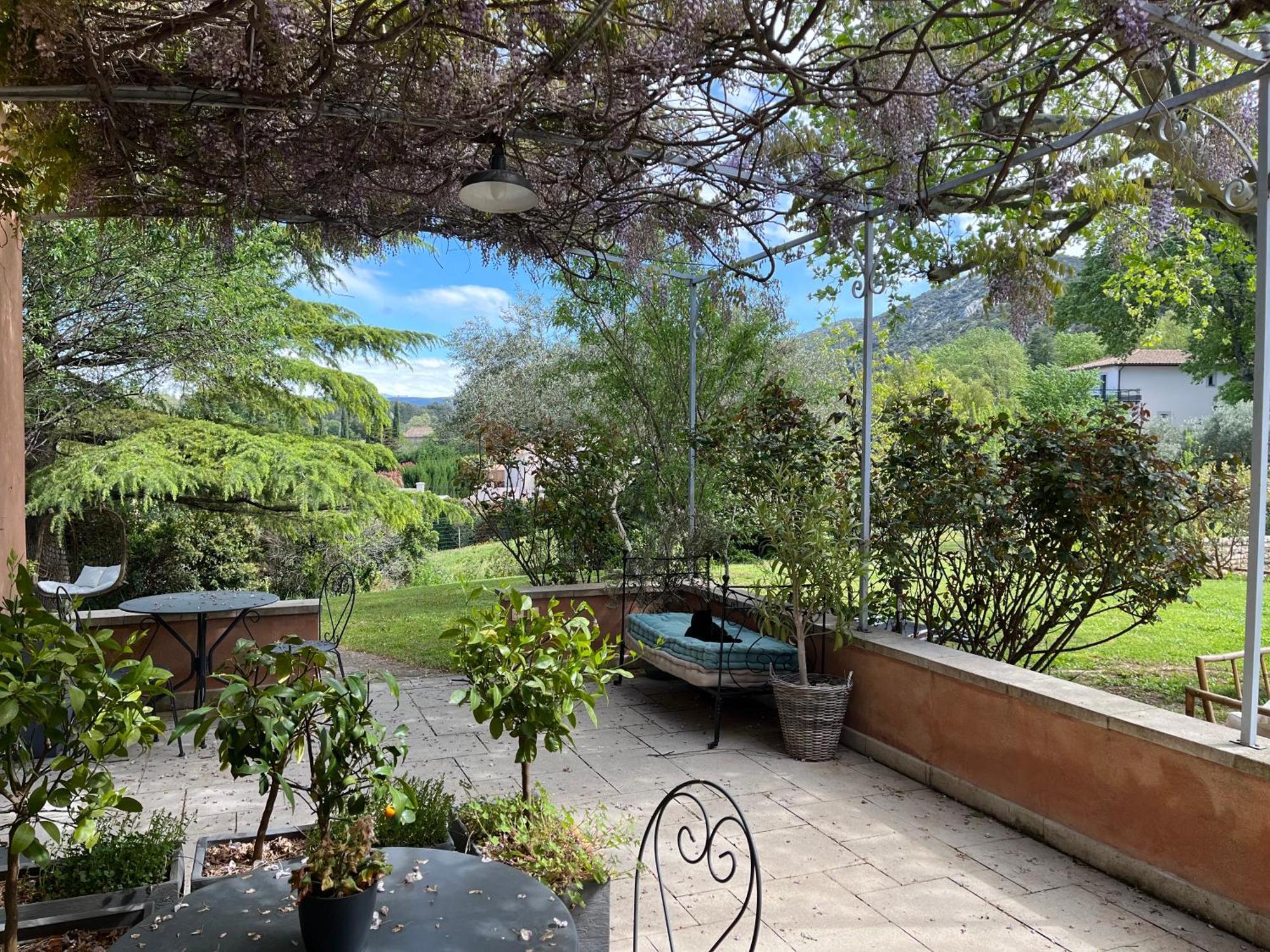 Hestia Bed & Breakfast Robion en Luberon Bagian luar foto