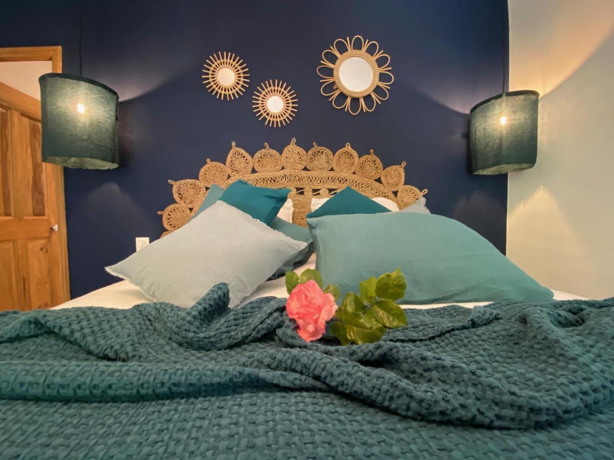 Hestia Bed & Breakfast Robion en Luberon Bagian luar foto