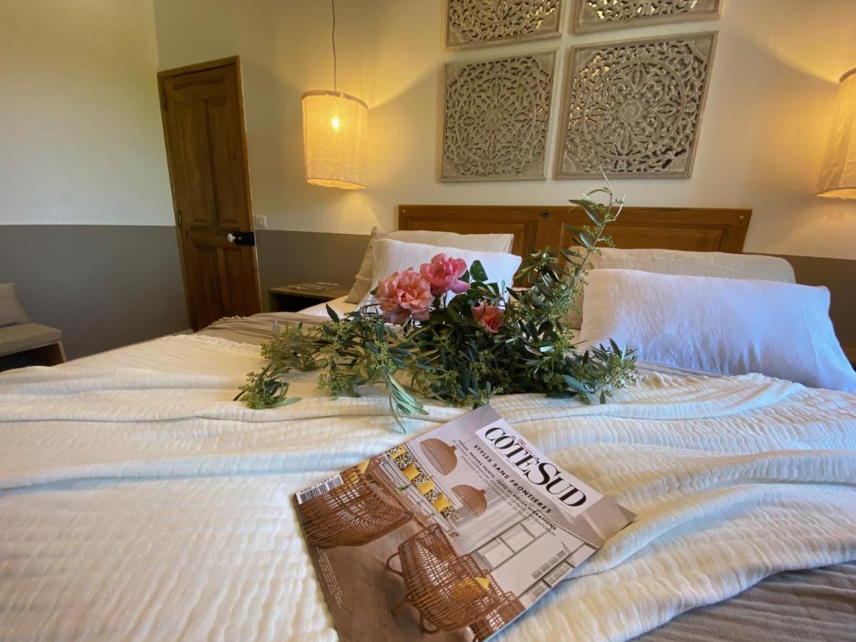 Hestia Bed & Breakfast Robion en Luberon Bagian luar foto